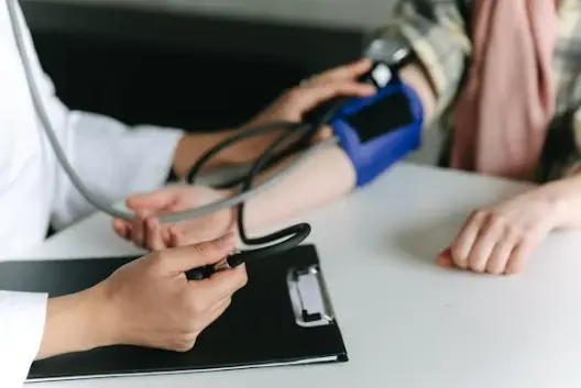 Como detectar o prevenir un infarto en pacientes con enfermedad renal crónica (ERC)
